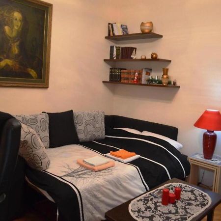 Apartment Heart Of Podgorica Buitenkant foto